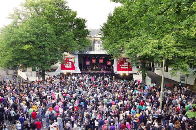 Pleinfeest tijdens The Hague Pride